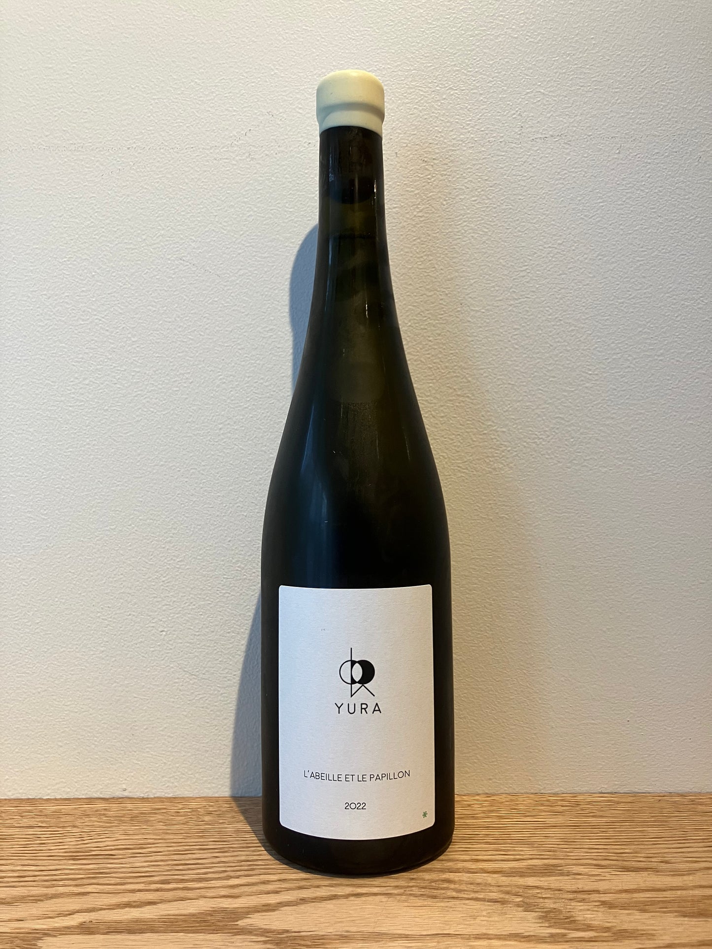 LES VINS DE YURA L'abeille et le Papillon 2022 / レ・ヴァン・ド・ユラ ラベイユ・エ・ル・パピヨン