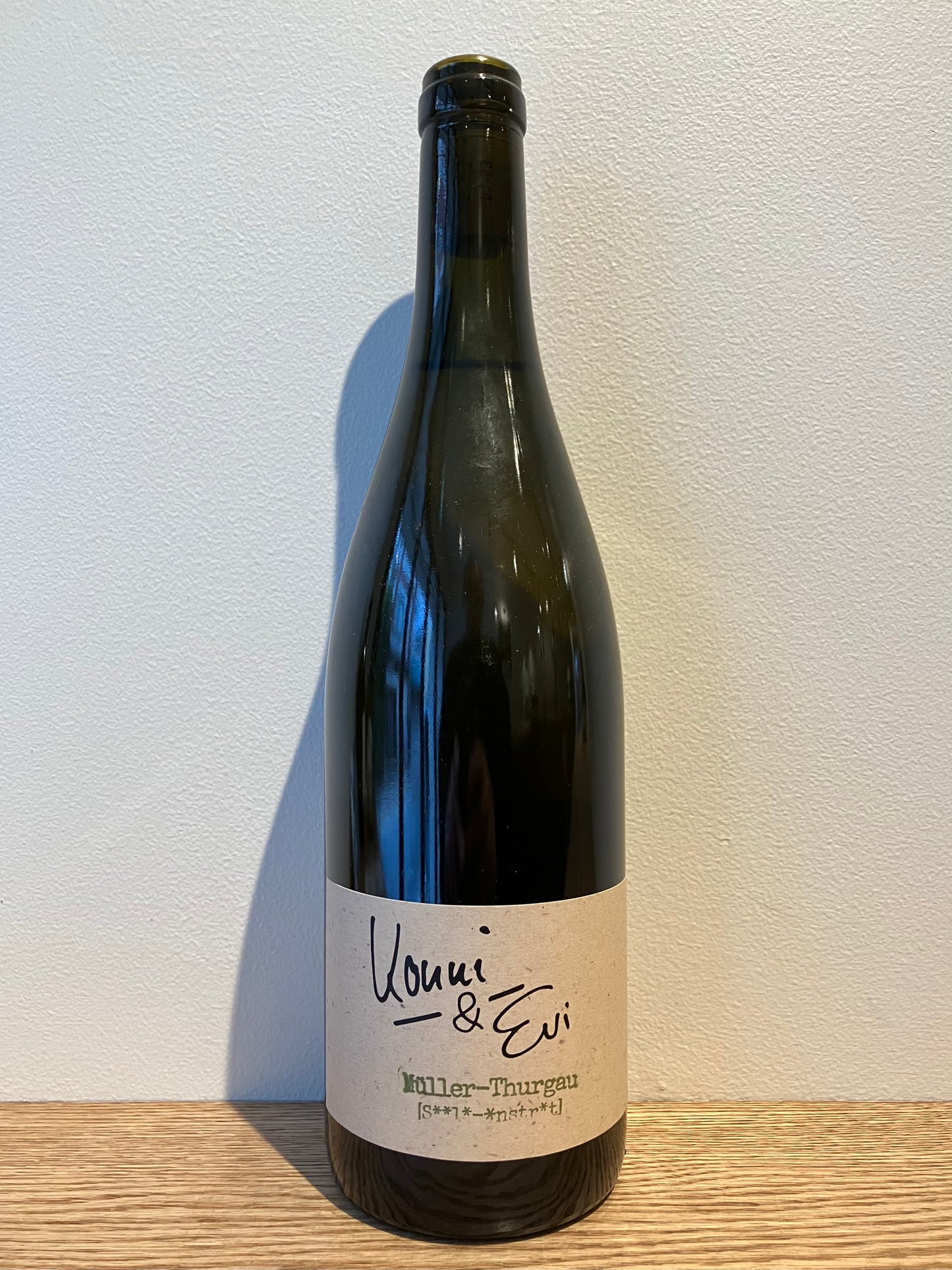 Konni&Evi Müler Thurgau 2022 / コンニ・ウント・エフィ ミュラー・トゥルガウ