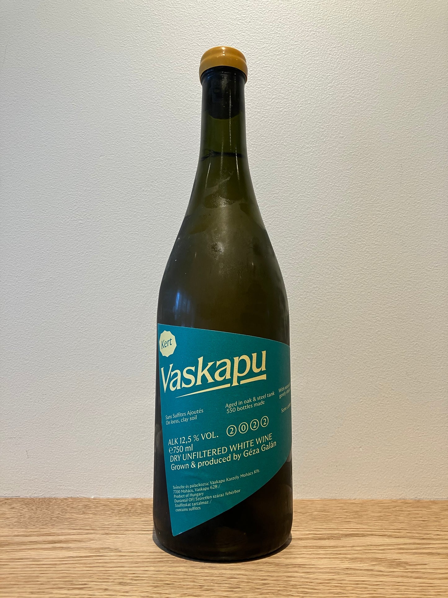 Vaskapu Kastély Kert white 2022 / ヴァスカプ・カステリー ケルト・ホワイト