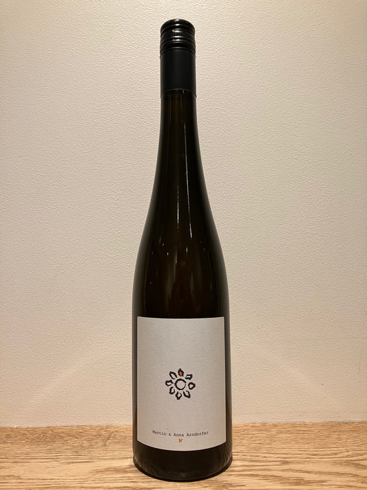 Martin & Anna Arndorfer  “ W “ 2024 / マーティン & アンナ アンドルファー ダヴリュー