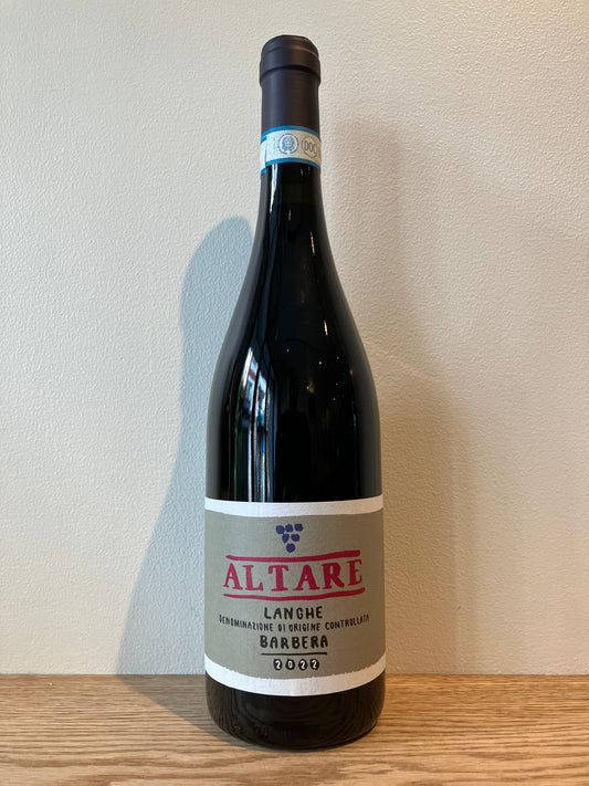 Nicholas Altare Langhe Barbera 2022 / ニコラ・アルターレ ランゲ・バルベーラ