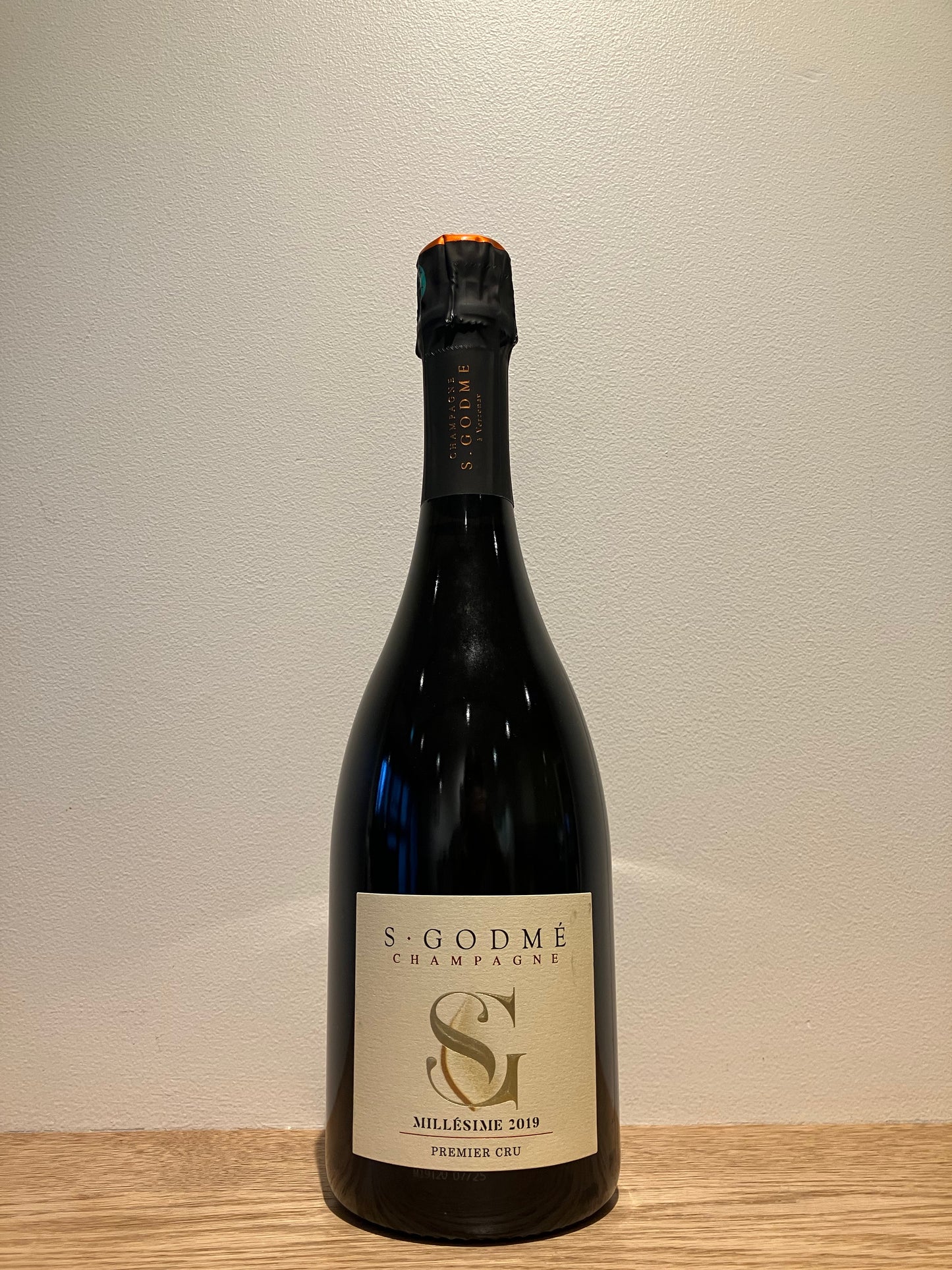 S. Godme Millesime Premier Cru Extra Brut 2019 / エス・ゴドメ ミレジメ プルミエ・クリュ エクストラ・ブリュット