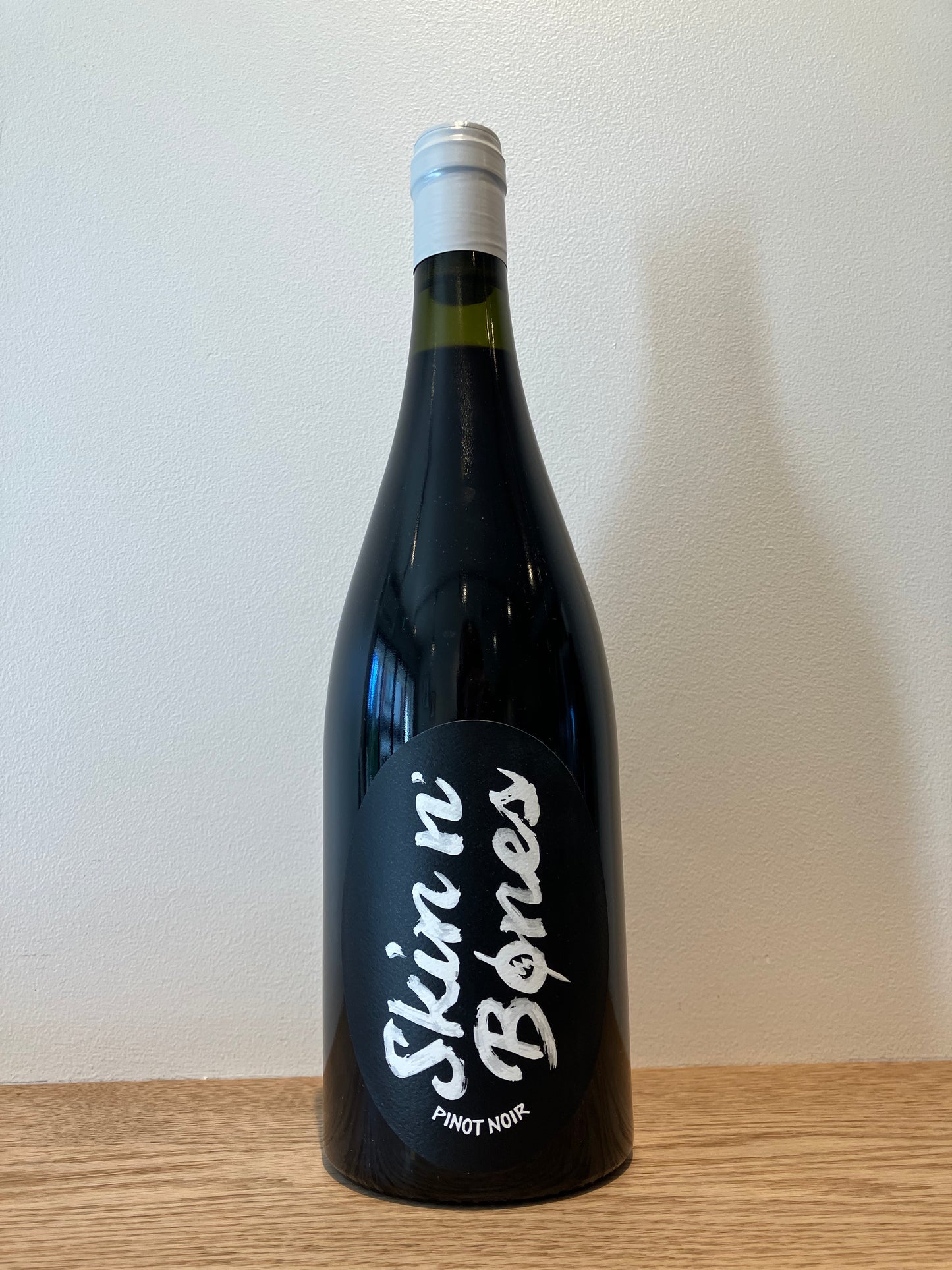 BK Wines Skin n Bones Pinot Noir 2024 / BK ワインズ スキン・アンド・ボーンズ ピノ・ノワール